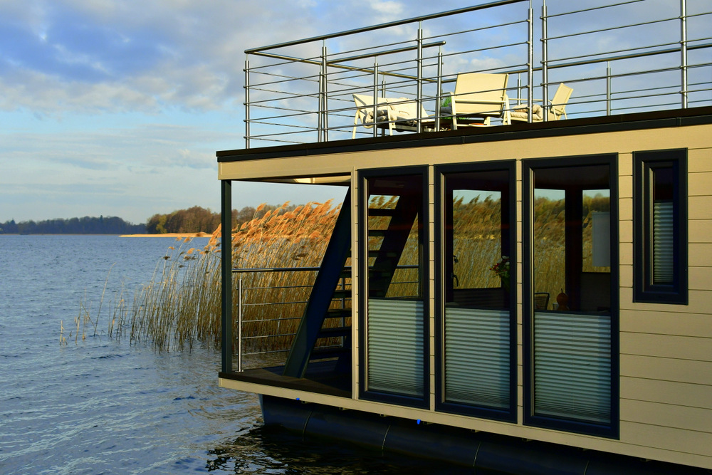 domek-na-wodzie-mandalaj-house (3)